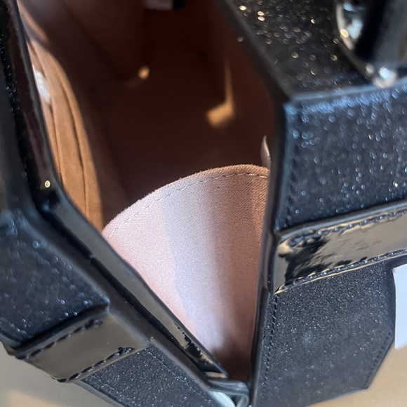 NWT Kate spade BLACK Wrapping Party Gift Box crossbody (K5998) - Picture 8 of 11